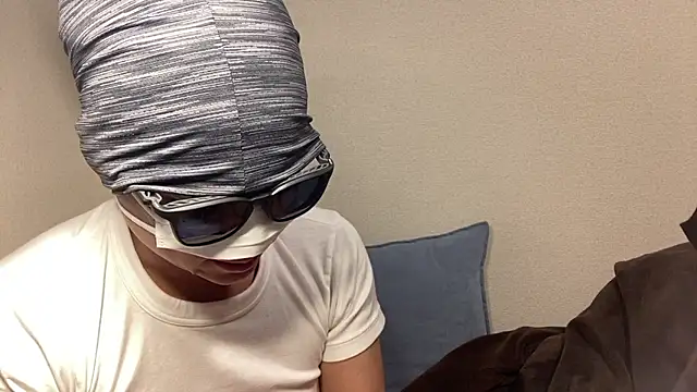 eru2025 online show from 11-03-25, 09:24