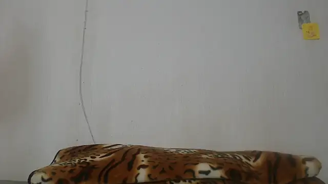 BeautyQueenX22 online show from 06-14-26, 11:44