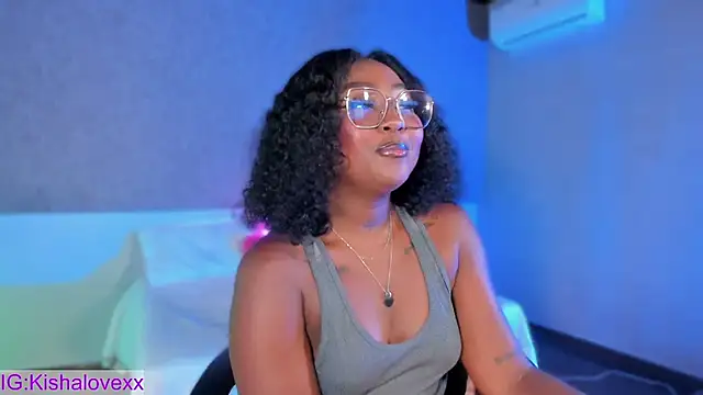 Kishalove  online show from 10-26-25, 01:11