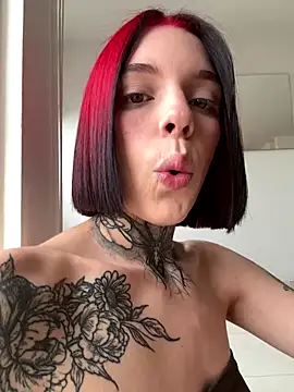 Meganreed  online show from 12-22-25, 10:32