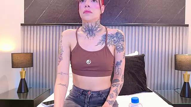 Meganreed  online show from 05-09-26, 10:24