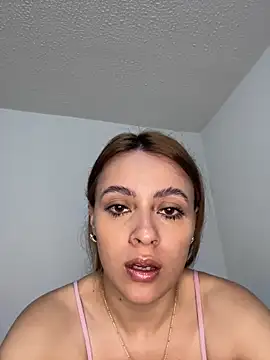 kendal blonde online show from 10-13-25, 10:54