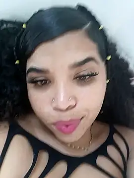 Snapshot of MadissonRizz chatting on 10-15-25, 08:39 MadissonRizz online show from 10-15-25, 08:39