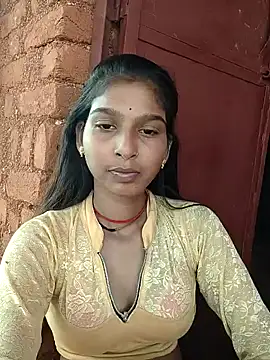 Snapshot of Yatiksha_Beby chatting on 09-22-25, 06:41 Yatiksha Beby online show from 09-22-25, 06:41