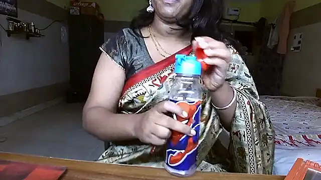 Snapshot of DearKimmi chatting on 03-26-26, 10:29 DearKimmi online show from 03-26-26, 10:29