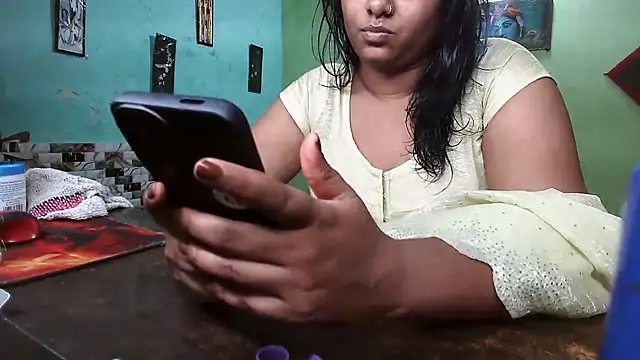 DearKimmi online show from 10-22-25, 07:24