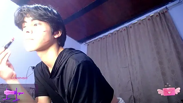 DaraKat18 online show from 11-19-25, 10:21