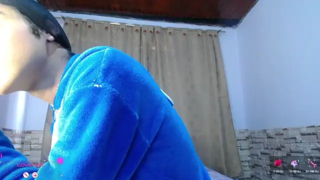 DaraKat18 online show from 09-26-25, 08:49