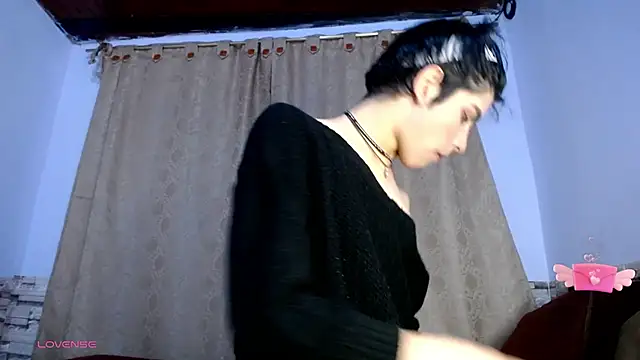 DaraKat18 online show from 11-28-25, 11:05