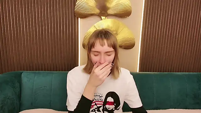 Beverly Gomes online show from 09-27-25, 10:43