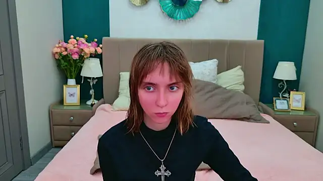 Beverly Gomes online show from 10-11-25, 03:46