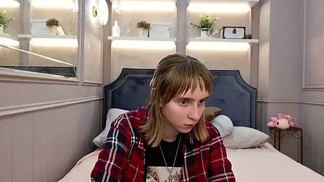 Beverly Gomes online show from 09-29-25, 05:36