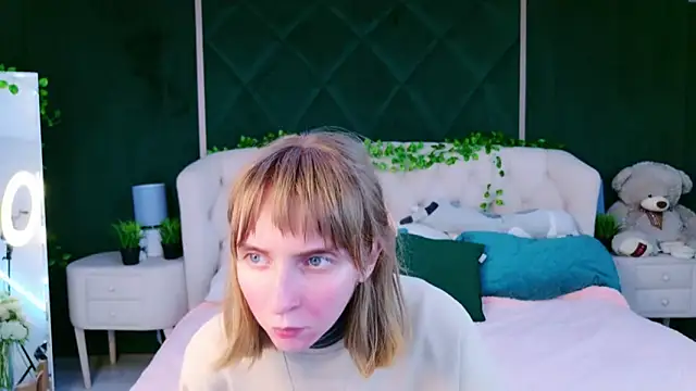 Beverly Gomes online show from 10-09-25, 03:45