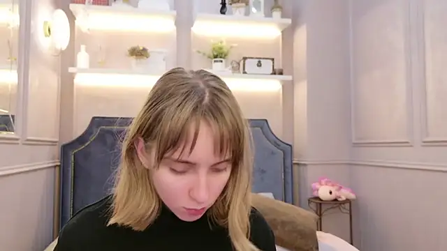 Beverly Gomes online show from 10-16-25, 05:16