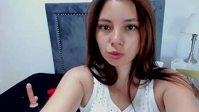 LinaFoxx1 online show from 09-25-25, 01:06