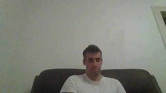 JulioIsHere4you online show from 11-08-25, 09:07