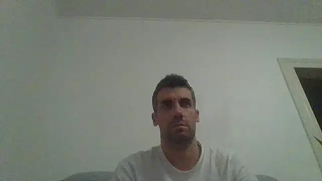 JulioIsHere4you online show from 10-26-25, 01:50