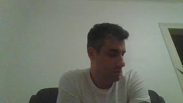 JulioIsHere4you online show from 11-01-25, 10:58