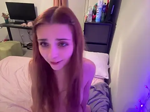 LaylaKutiex online show from 05-06-26, 03:54