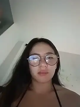 Bella Sumers online show from 06-07-26, 03:50