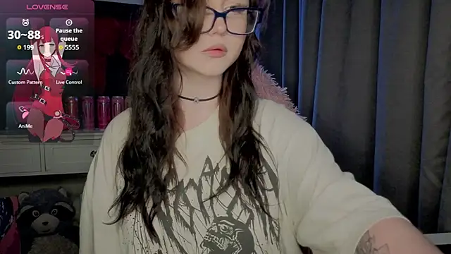 hornyprincess19 online show from 06-01-26, 06:40