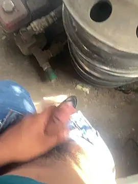 Chico031289 online show from 04-17-26, 04:43