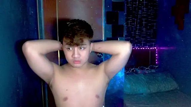 Snapshot of KentAivan chatting on 02-05-26, 04:58 KentAivan online show from 02-05-26, 04:58