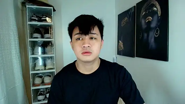 Snapshot of KentAivan chatting on 10-11-25, 03:24 KentAivan online show from 10-11-25, 03:24