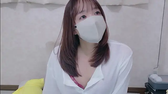 Snapshot of Mayu_o19o chatting on 10-24-25, 02:38 Mayu o19o online show from 10-24-25, 02:38