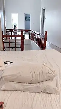 JunCii online show from 10-29-25, 04:44