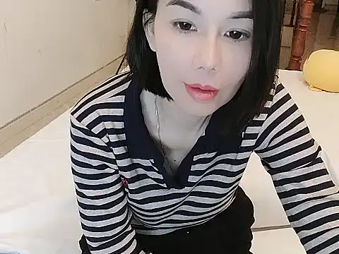 JunCii online show from 02-08-26, 03:21