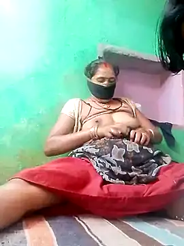 CUTE-004 online show from 04-14-26, 09:36