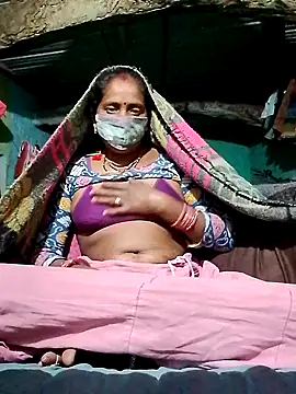 CUTE-004 online show from 11-15-25, 04:22