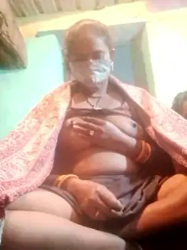 CUTE-004 online show from 12-19-25, 03:47