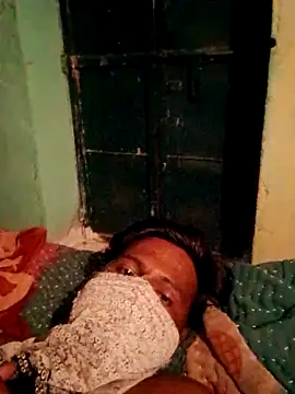 CUTE-004 online show from 10-01-25, 03:49