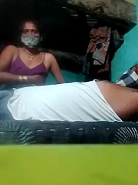 CUTE-004 online show from 10-17-25, 06:32