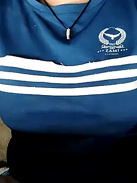 Janvi Jaitly online show from 10-28-25, 02:38