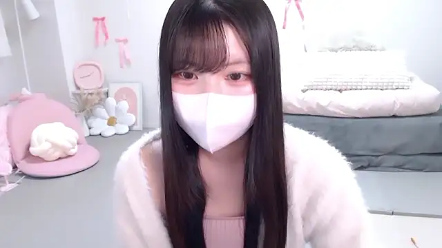 moka-neko online show from 11-18-25, 05:27