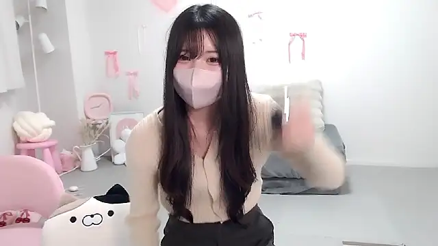 Snapshot of moka-neko chatting on 02-11-26, 01:22 moka-neko online show from 02-11-26, 01:22