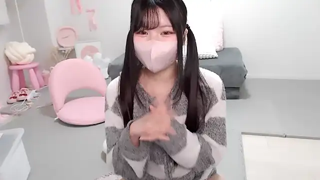 Snapshot of moka-neko chatting on 02-28-26, 01:22 moka-neko online show from 02-28-26, 01:22