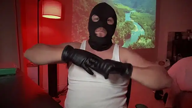 nagolraven online show from 10-20-25, 04:14