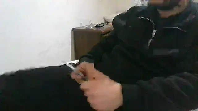 Snapshot of malessere1846 chatting on 10-04-25, 06:20 malessere1846 online show from 10-04-25, 06:20