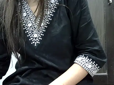 Snapshot of SEXYGUDIYA chatting on 10-07-25, 07:26 SEXYGUDIYA online show from 10-07-25, 07:26