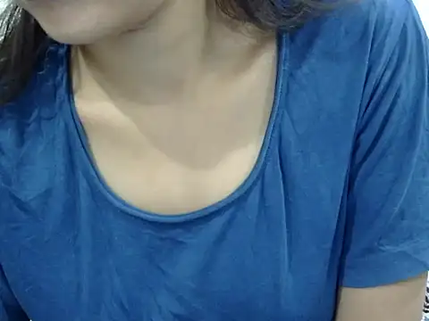 Snapshot of SEXYGUDIYA chatting on 09-23-25, 09:00 SEXYGUDIYA online show from 09-23-25, 09:00