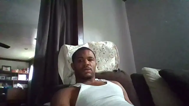 Snapshot of kingtaydo chatting on 10-27-25, 02:29 kingtaydo online show from 10-27-25, 02:29