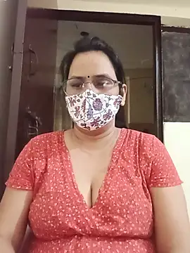 Snapshot of Your-vipasha chatting on 06-06-26, 06:24 Your-vipasha online show from 06-06-26, 06:24