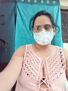 Snapshot of Your-vipasha chatting on 06-17-26, 04:39 Your-vipasha online show from 06-17-26, 04:39