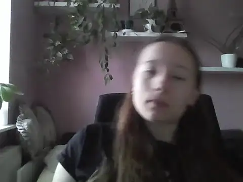 Snapshot of LindaPretty chatting on 09-19-25, 06:17 LindaPretty online show from 09-19-25, 06:17