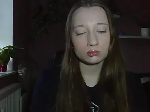 Snapshot of LindaPretty chatting on 09-23-25, 06:20 LindaPretty online show from 09-23-25, 06:20