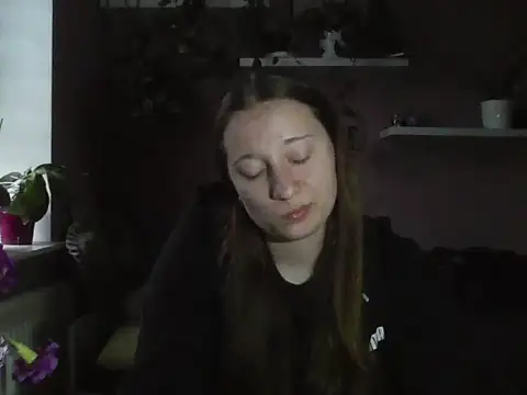 Snapshot of LindaPretty chatting on 09-30-25, 06:19 LindaPretty online show from 09-30-25, 06:19